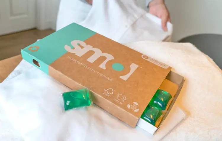 Smol laundry sheets in packaging